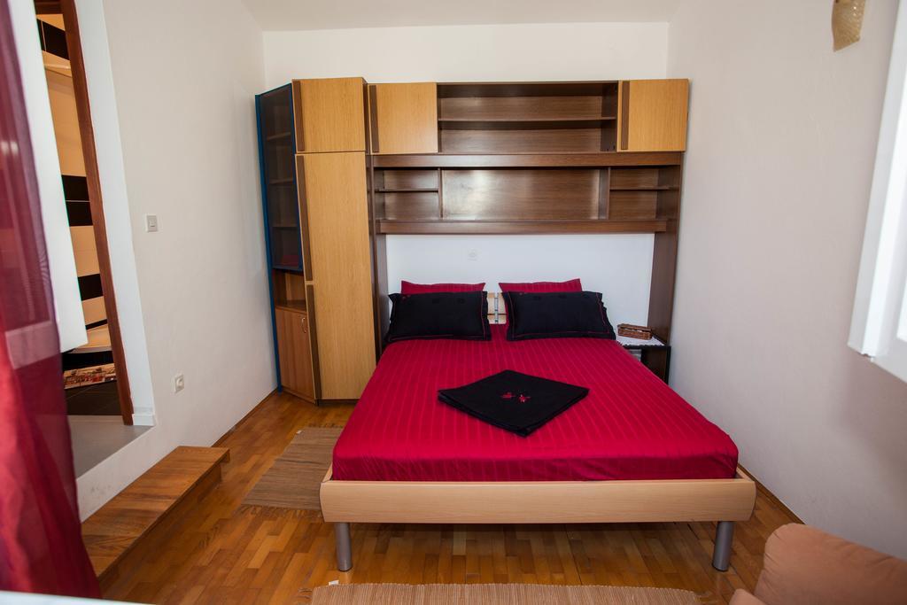 Villa Blaga Rooms&Apartments Supetar Zimmer foto